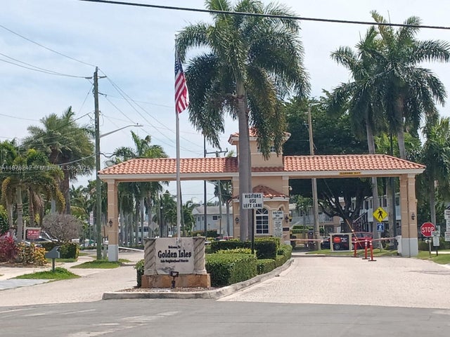 1 of 43 - 600 Layne Blvd 118, Hallandale Beach, FL