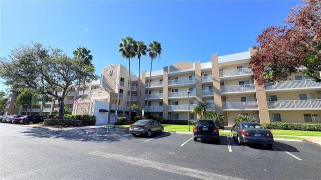1 of 33 - 9560 Weldon Cir J208, Tamarac, FL