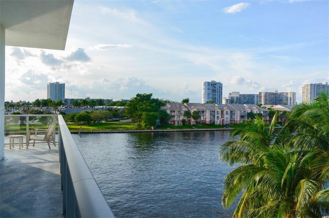 2 of 34 - 4010 S Ocean Dr R302, Hollywood, FL