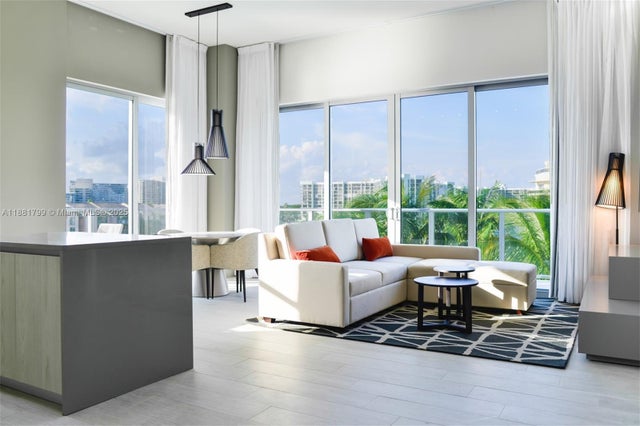 4 of 34 - 4010 S Ocean Dr R302, Hollywood, FL