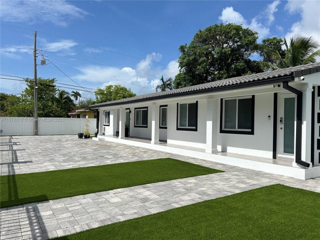 1 of 56 - 400 Sw 47th Ave, Coral Gables, FL