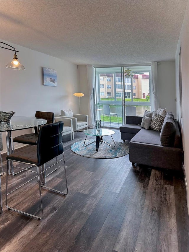 2 of 12 - 8881 Sunrise Lakes Blvd 108, Sunrise, FL