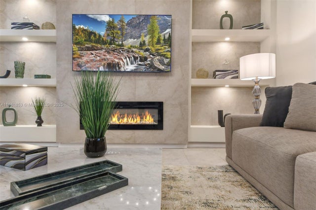 4 of 16 - 2321 Luxor Drive, Other, FL