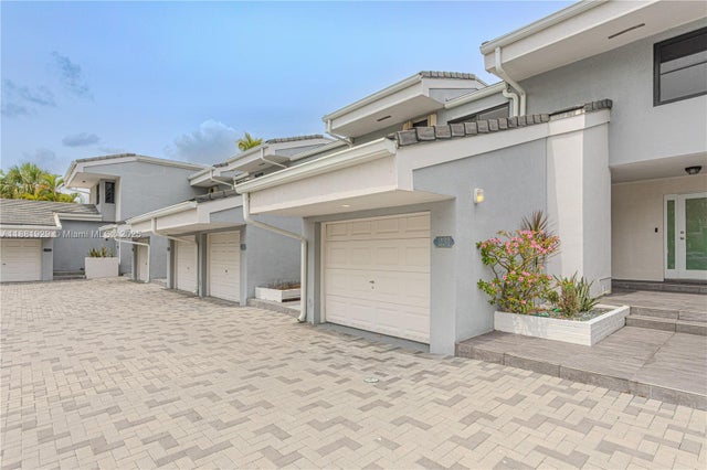 5 of 74 - 231 Poinciana Dr 401, Sunny Isles Beach, FL