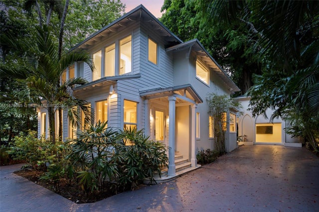 3 of 51 - 4286 S Douglas Rd, Miami, FL