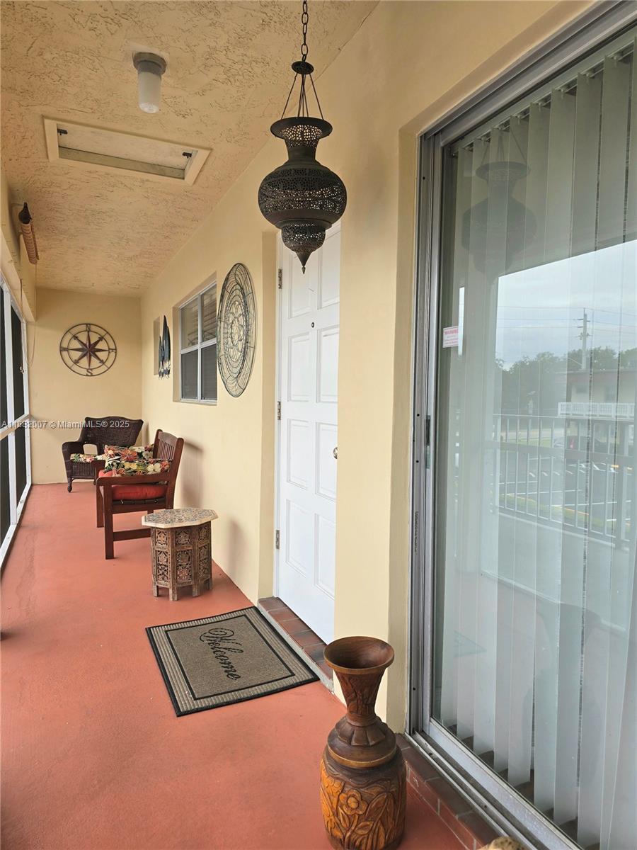 5387 Sw 40th Ave 203, Dania Beach