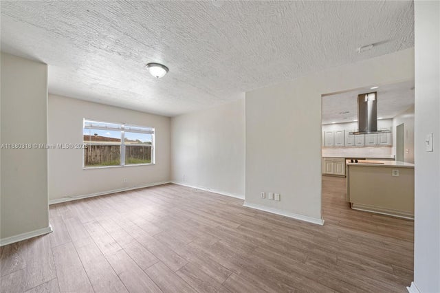 5 of 37 - 1000 Nw 17th Ave, Boca Raton, FL