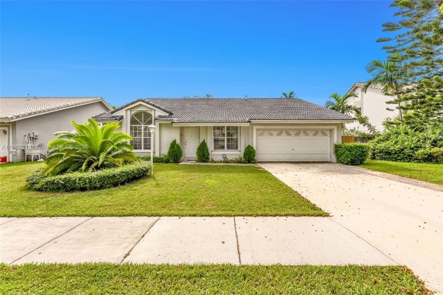 1 of 38 - 21420 Sw 94th Ave, Cutler Bay, FL