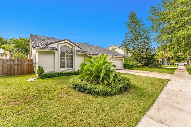 3 of 38 - 21420 Sw 94th Ave, Cutler Bay, FL