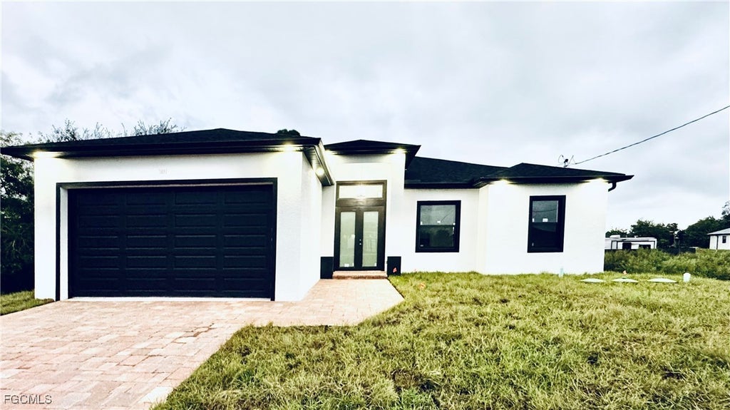 3801 3rd St Sw, Lehigh Acres