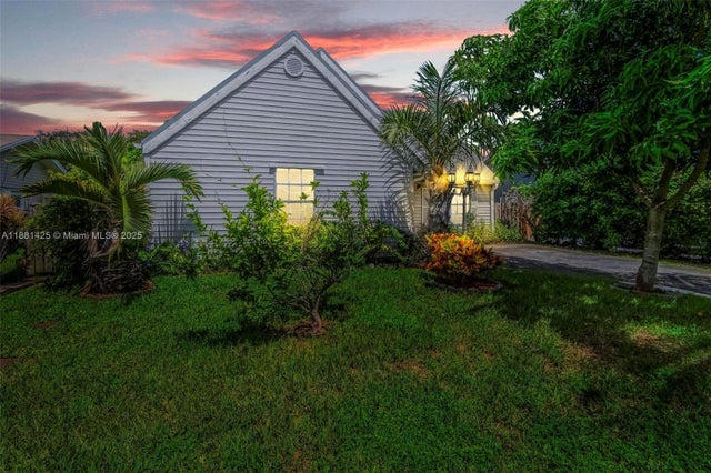 1 of 48 - 5119 Oak Hill Rd, Delray Beach, FL