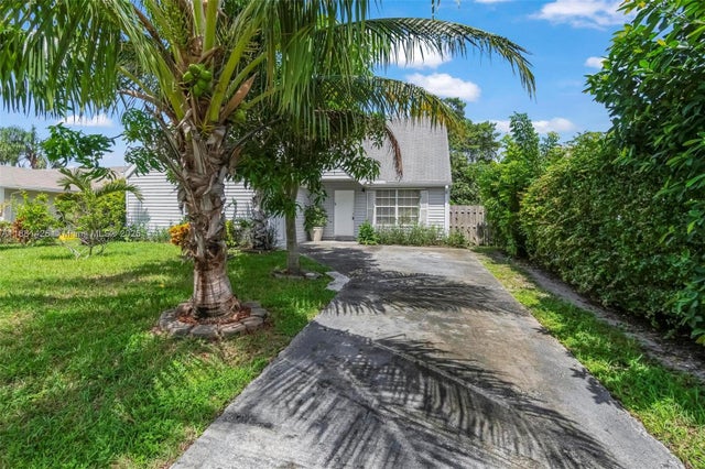 2 of 48 - 5119 Oak Hill Rd, Delray Beach, FL