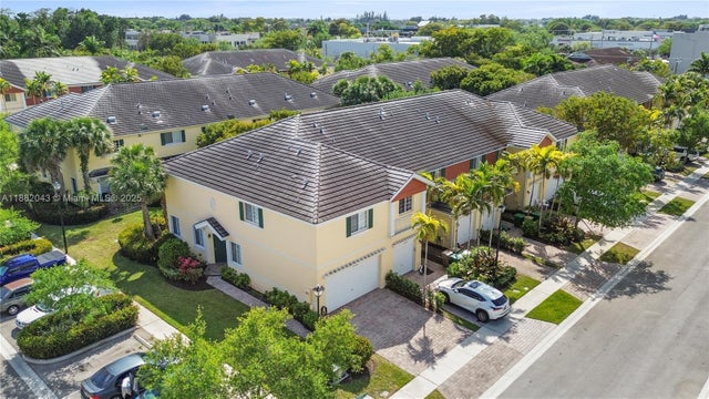 2 of 55 - 7702 Paddock Pl 7702, Davie, FL