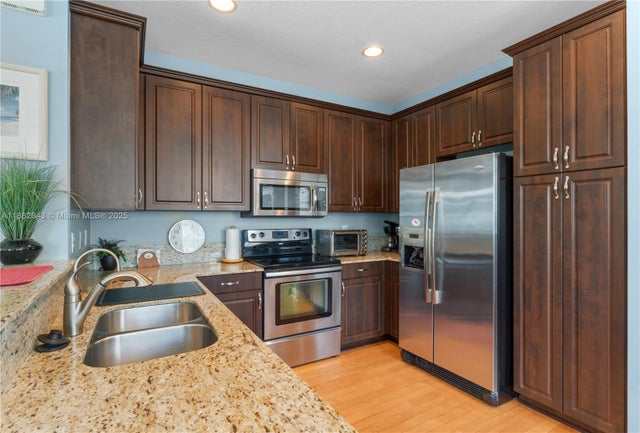 3 of 55 - 7702 Paddock Pl 7702, Davie, FL