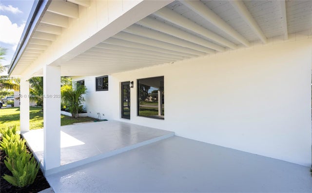 4 of 26 - 11970 Sw 188th Ter, Miami, FL