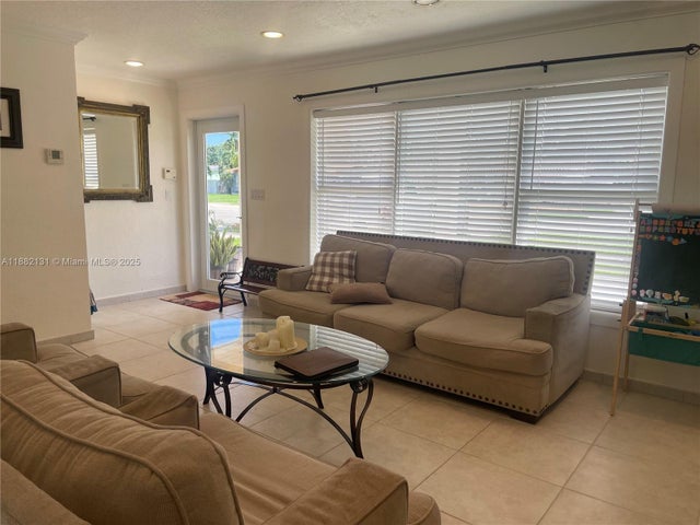 3 of 12 - 9361 Sw 16th St, Miami, FL