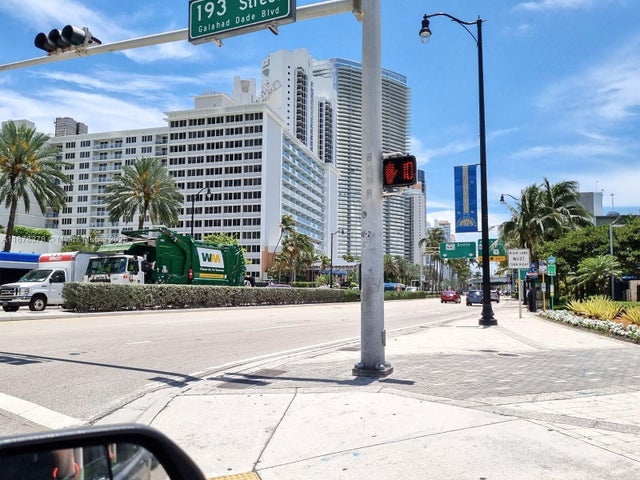 2 of 25 - 19201 Collins Ave 707, Sunny Isles Beach, FL