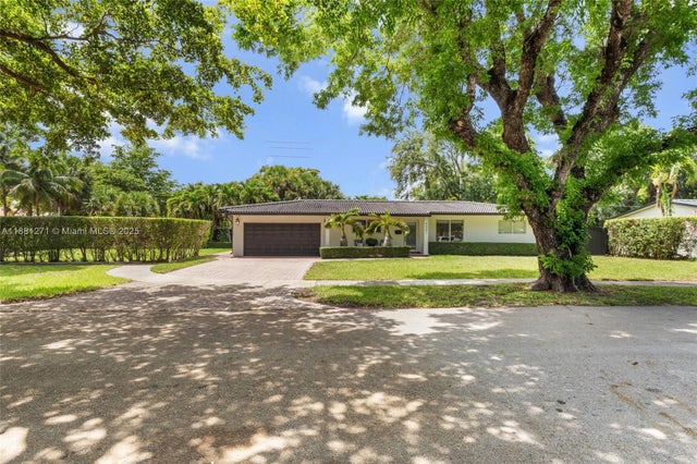 1 of 44 - 6301 Lake Geneva Rd, Miami Lakes, FL