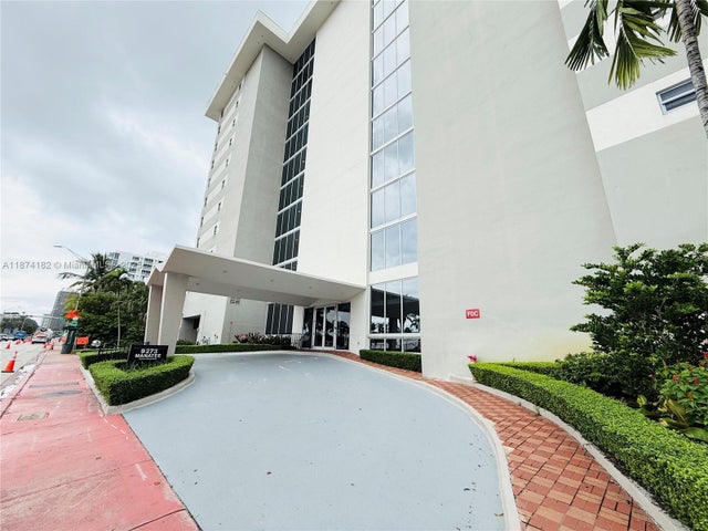 9273 Collins Ave 510, Surfside