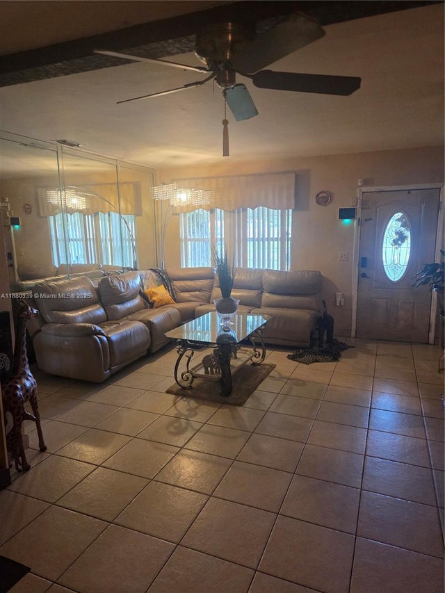 2 of 7 - 393 Florida Avenue, Fort Lauderdale, FL