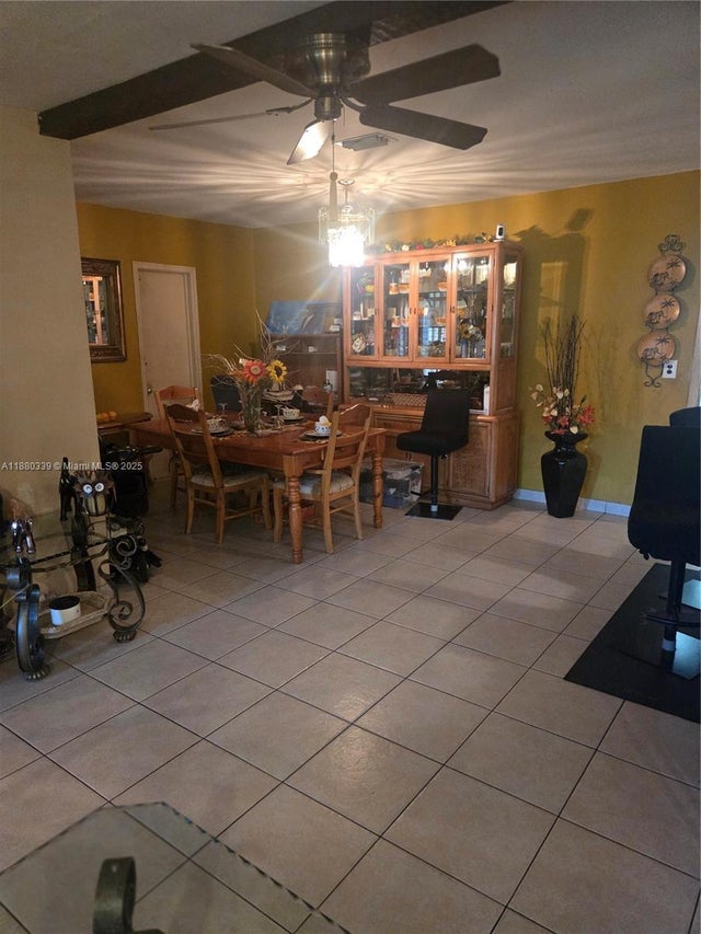 4 of 7 - 393 Florida Avenue, Fort Lauderdale, FL