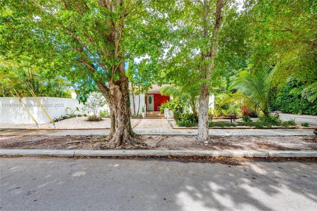 2920 Sw 1st Ave, Miami