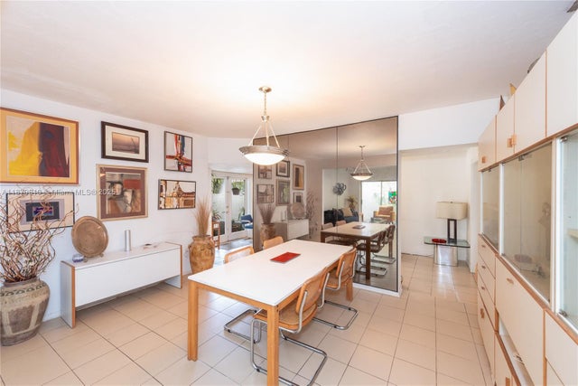 4 of 28 - 2920 Sw 1st Ave, Miami, FL