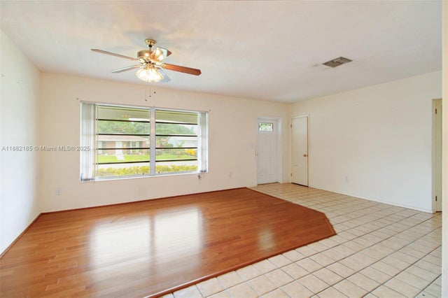 4 of 27 - 16120 Sw 104th Ave, Miami, FL