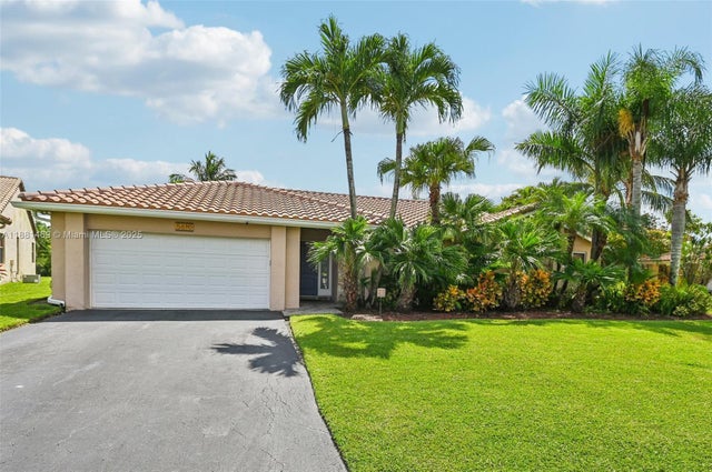 2 of 69 - 5610 Windover Way, Davie, FL