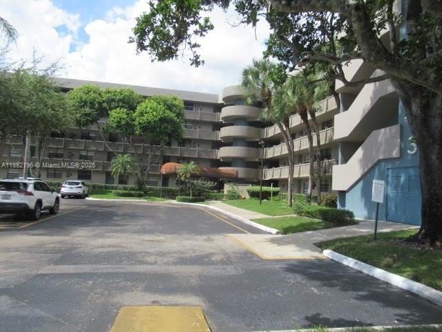 5 of 84 - 1100 Colony Point Cir 518, Pembroke Pines, FL