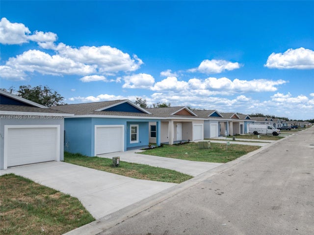 5 of 46 - 1436 Las Villas Blvd, Sebring, FL