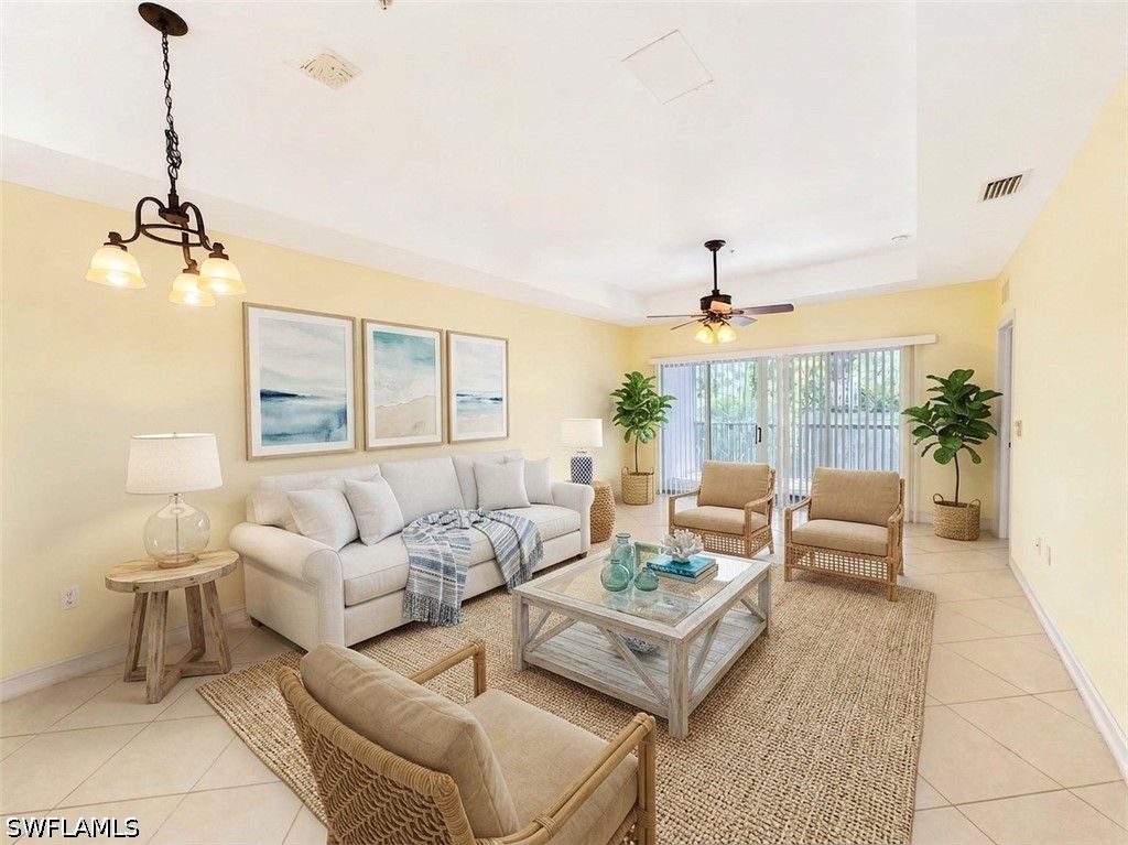 7811 Regal Heron Cir 302, Naples