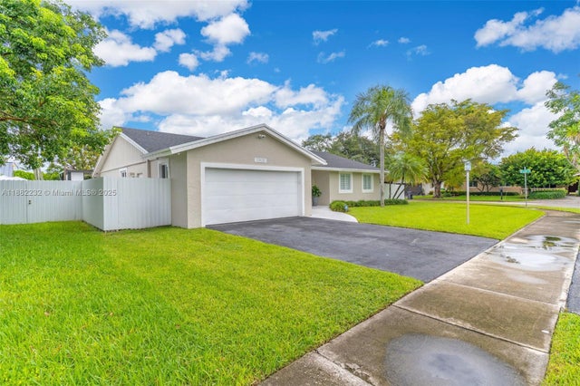 3 of 54 - 13925 Sw 107th Ter, Miami, FL