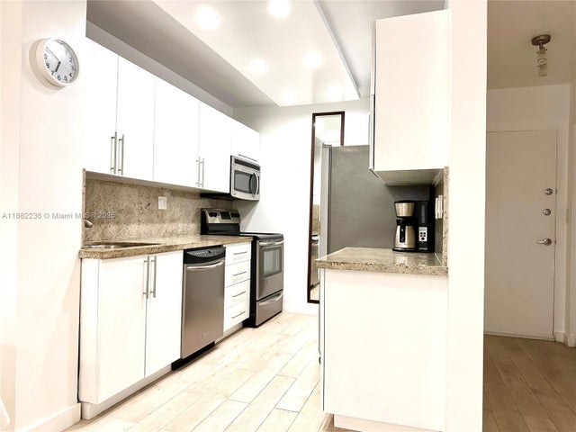 3 of 27 - 1130 11th St 4d, Miami Beach, FL