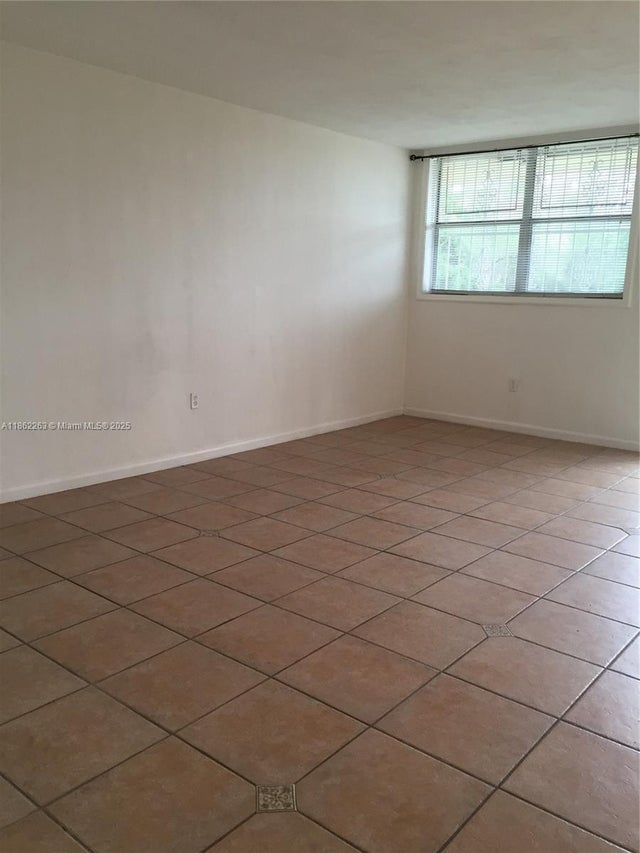 2 of 11 - 1475 Ne 125th Ter 510b, North Miami, FL
