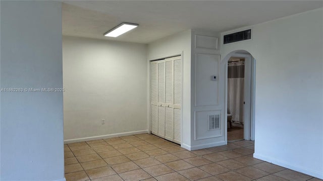 3 of 11 - 1475 Ne 125th Ter 510b, North Miami, FL