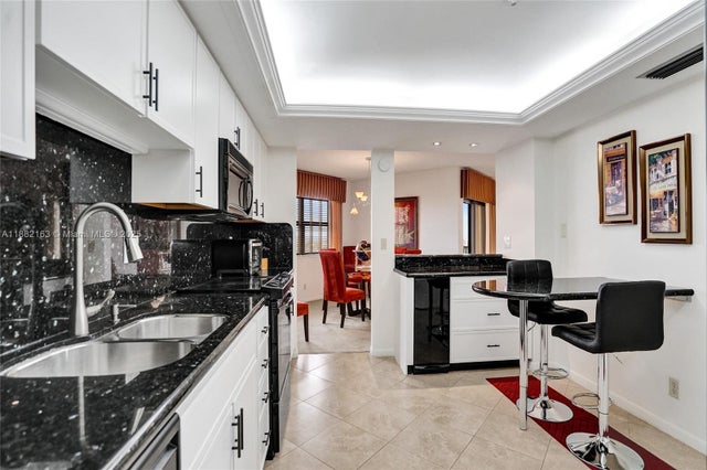 4 of 82 - 501 N Riverside Dr Ph2, Pompano Beach, FL