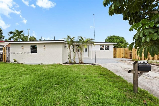2 of 31 - 4131 Nw 13th Ave, Oakland Park, FL