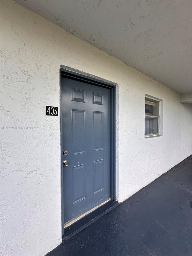 2800 Somerset Dr 403j, Lauderdale Lakes