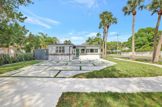 1 of 23 - 1001 Sw 19th St, Fort Lauderdale, FL