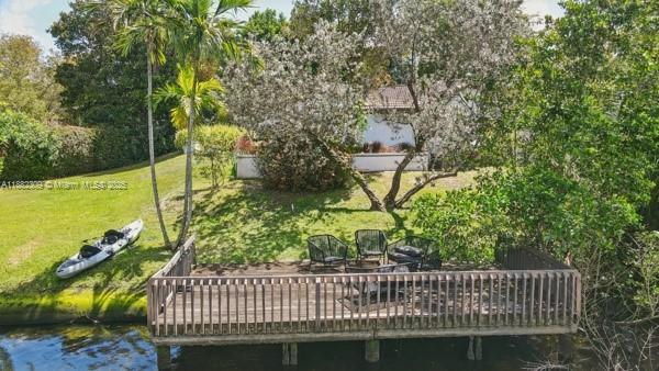 2 of 3 - 4401 Sanders St, Hollywood, FL