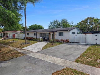 Photo of Listing #A11882316