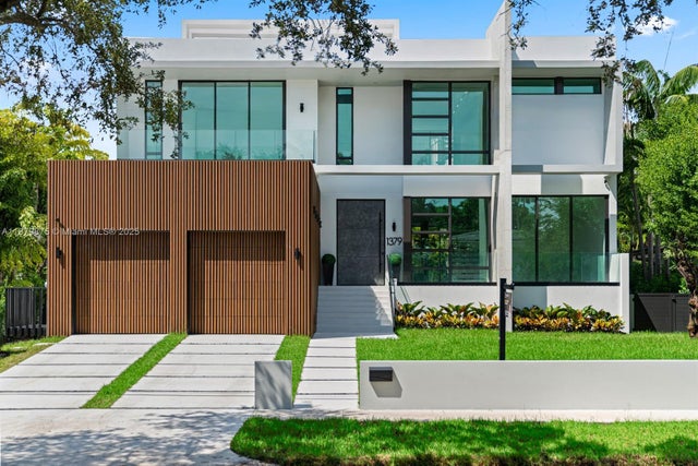 4 of 65 - 1379 Ne 104th St, Miami Shores, FL