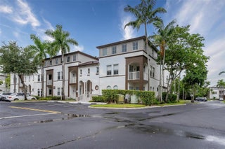 Photo of Listing #A11882343