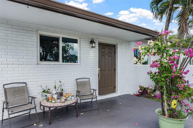 5 of 35 - 11831 Sw 182nd Ter, Miami, FL