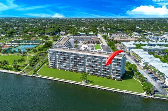 5 of 74 - 801 Lake Shore Dr 502, Lake Park, FL