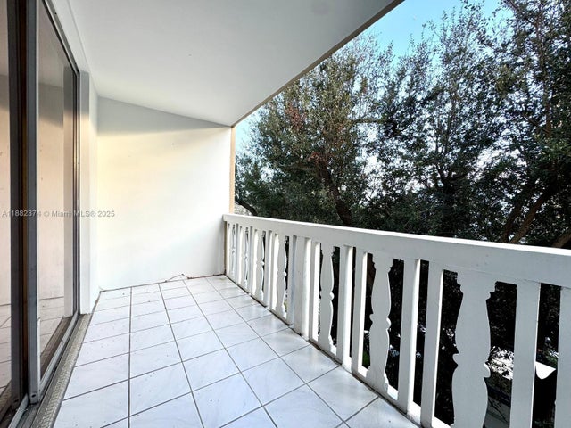 3 of 22 - 1475 Ne 125th Ter 404b, North Miami, FL