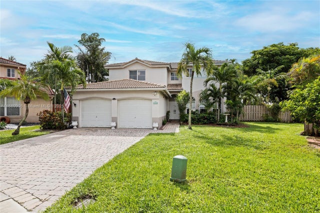 1 of 47 - 13704 S Garden Cove Cir, Davie, FL