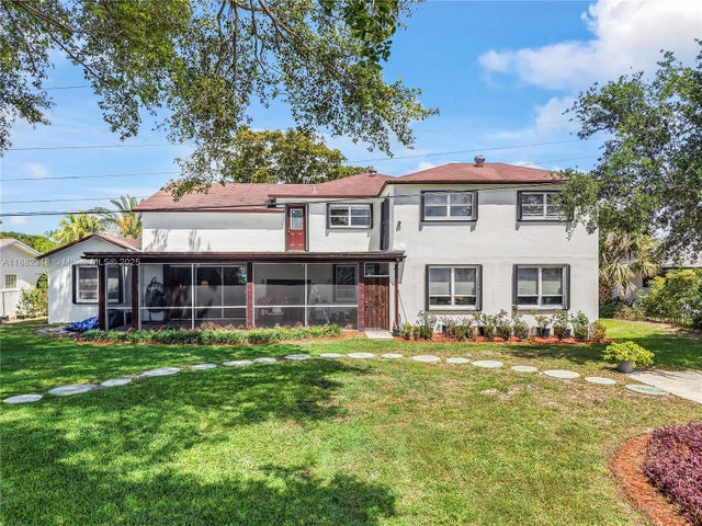 4 of 69 - 1524 39th St, West Palm Beach, FL