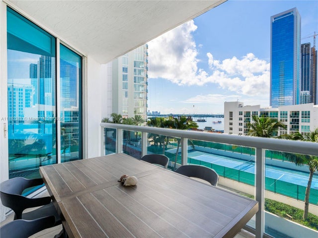 1 of 18 - 480 Ne 30th St 1103, Miami, FL